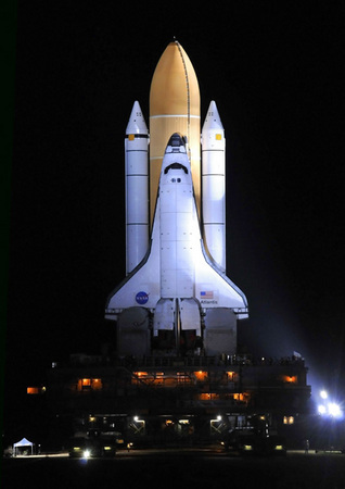 Atlantis rolls out of the VAB for the last time May 31, 2011.